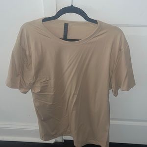 Lululemon Fundamental T Tee Shirt